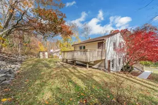 39 Delaware Rd, West Milford, NJ 07421 - Photo 31