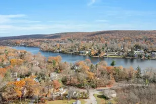 39 Delaware Rd, West Milford, NJ 07421 - Photo 37