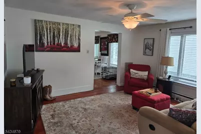 9 Broad St, Flemington, NJ 08822 - Photo 13