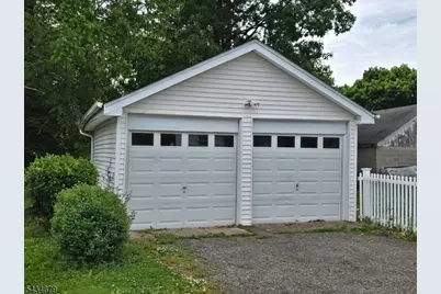9 Broad St, Flemington, NJ 08822 - Photo 3