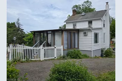 9 Broad St, Flemington, NJ 08822 - Photo 5