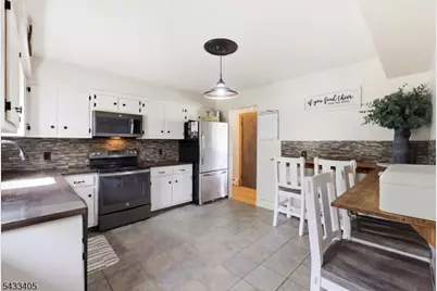 77 Decker Pond Rd, Green Township, NJ 07821 - Photo 13