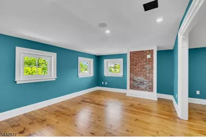 49 E Passaic St, Rochelle Park Township, NJ 07662 - Photo 33