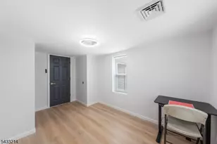 17 Carr Ln, Roxbury Township, NJ 07885 - Photo 11
