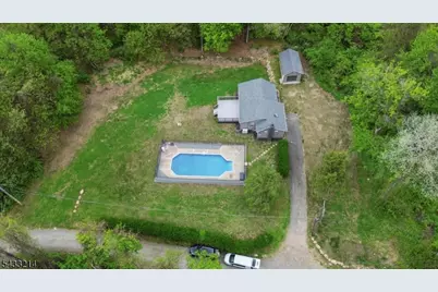 17 Carr Ln, Roxbury Township, NJ 07885 - Photo 19