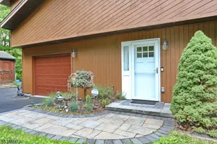 64 Larchmont Dr, West Milford Twp., NJ 07421 - Photo 5