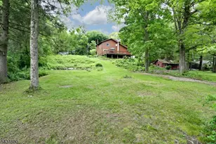 64 Larchmont Dr, West Milford, NJ 07421 - Photo 23