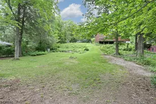 64 Larchmont Dr, West Milford Twp., NJ 07421 - Photo 25
