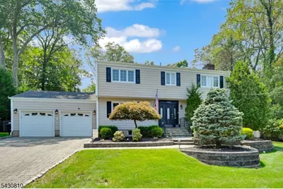 118 Manito Ave, Oakland, NJ 07436 - Photo 1
