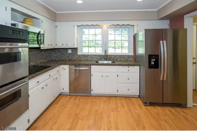 14 Parkwood Rd, Roxbury Township, NJ 07876 - Photo 9