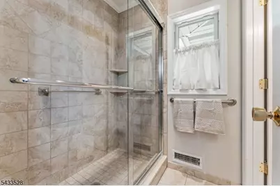 9 Cross Rd, Hanover Township, NJ 07950 - Photo 21