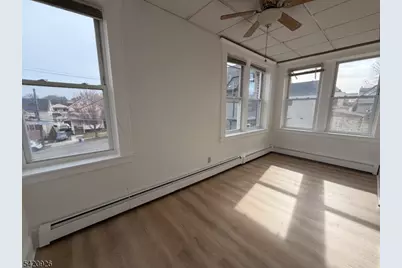 536 Lake Ave #4, Lyndhurst Township, NJ 07071 - Photo 7