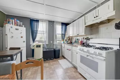 999 E 25th St, Paterson, NJ 07513 - Photo 13