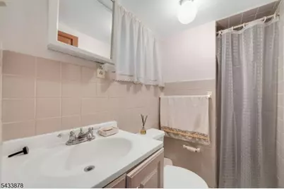 999 E 25th St, Paterson, NJ 07513 - Photo 15