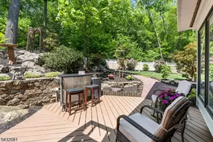 21 Skyline Dr, Hopatcong, NJ 07821 - Photo 33