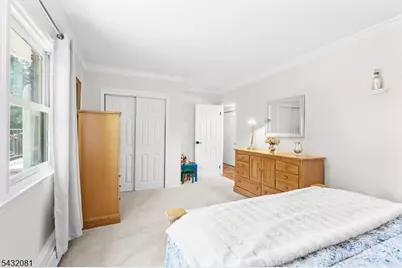 21 Skyline Dr, Hopatcong, NJ 07821 - Photo 25
