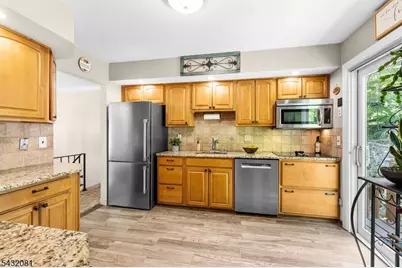 21 Skyline Dr, Hopatcong, NJ 07821 - Photo 13