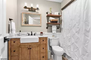 21 Skyline Dr, Hopatcong, NJ 07821 - Photo 15