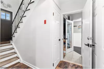 21 Skyline Dr, Hopatcong, NJ 07821 - Photo 29
