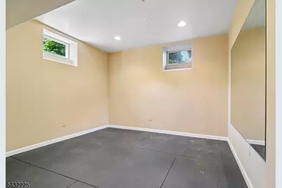 57 Southgate Rd, New Providence, NJ 07974 - Photo 33