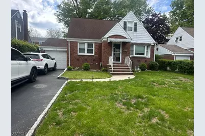 13-38 Hedman Pl, Fair Lawn, NJ 07410 - Photo 1
