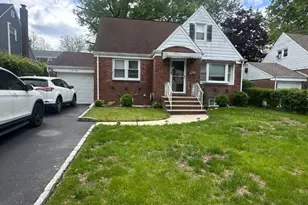 13-38 Hedman Pl, Fair Lawn, NJ 07410 - Photo 1