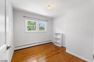 884 Peach Tree Rd, Union Township, NJ 07083 - Photo 19