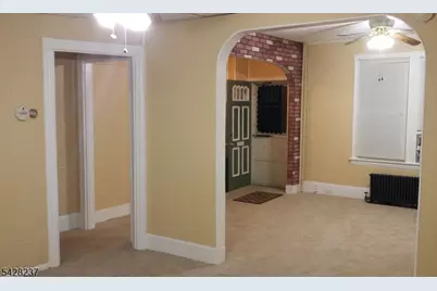 266 Sitgreaves St, Phillipsburg, NJ 08865 - Photo 5
