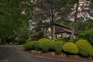 12 Sandalwood Dr, Livingston, NJ 07039 - Photo 39