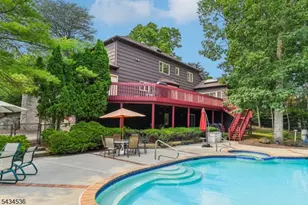 12 Sandalwood Dr, Livingston, NJ 07039 - Photo 31