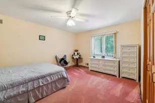 12 Sandalwood Dr, Livingston, NJ 07039 - Photo 27