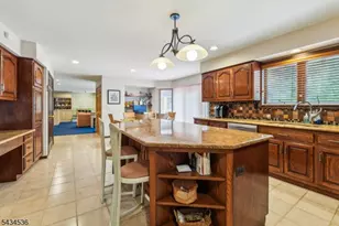 12 Sandalwood Dr, Livingston, NJ 07039 - Photo 17