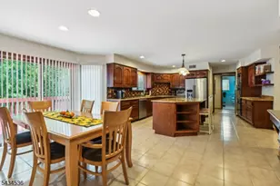 12 Sandalwood Dr, Livingston, NJ 07039 - Photo 15
