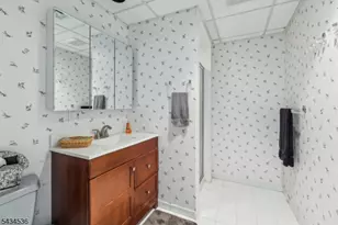 12 Sandalwood Dr, Livingston, NJ 07039 - Photo 29