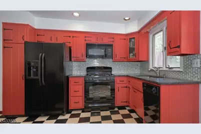 277 French Hill Rd, Wayne, NJ 07470 - Photo 9