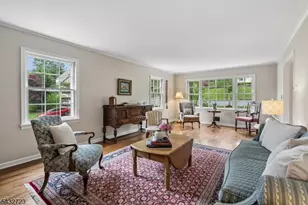 81 Mountain Rd, Verona Twp., NJ 07044 - Photo 5