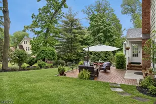 81 Mountain Rd, Verona Twp., NJ 07044 - Photo 27