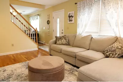 6 Knollwood Rd, Totowa, NJ 07512 - Photo 5