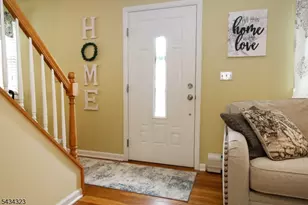 6 Knollwood Rd, Totowa, NJ 07512 - Photo 3