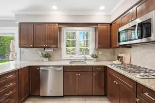 60 Hendricks Dr, Hanover Township, NJ 07950 - Photo 13