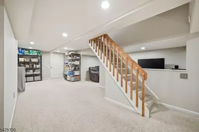 60 Hendricks Dr, Hanover Township, NJ 07950 - Photo 39
