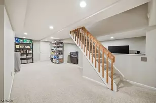 60 Hendricks Dr, Hanover Township, NJ 07950 - Photo 39