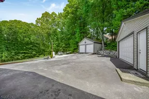 1624 County Rd 565, Vernon, NJ 07461 - Photo 21