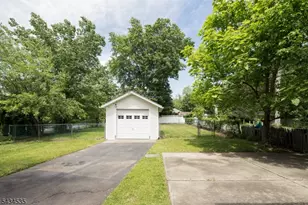 1652 Edward Terrace, Union Township, NJ 07083 - Photo 27