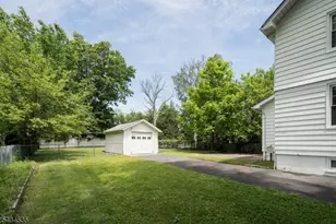 1652 Edward Terrace, Union Township, NJ 07083 - Photo 3