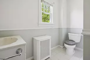 1652 Edward Terrace, Union Township, NJ 07083 - Photo 23
