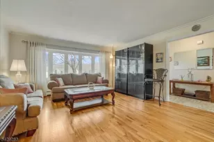 40 Catherine Ct, Cedar Grove, NJ 07009 - Photo 3