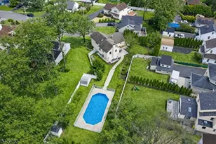 40 Catherine Ct, Cedar Grove, NJ 07009 - Photo 31