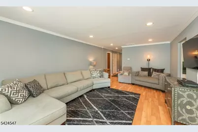 4 Katie Ct, East Hanover Township, NJ 07936 - Photo 5