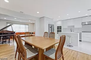 9 Arthur Terrace, Livingston, NJ 07039 - Photo 7